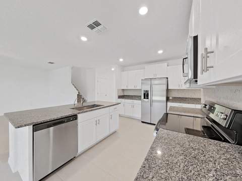 36385 Flats Street, Zephyrhills FL - photo 10 of 45