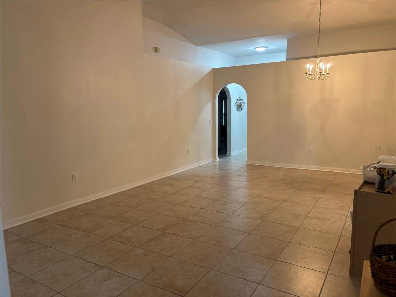 3 bedroom Single Family Residence at 304 Marion Oaks Trail, Marion Oaks Un 07, Ocala — photo 2