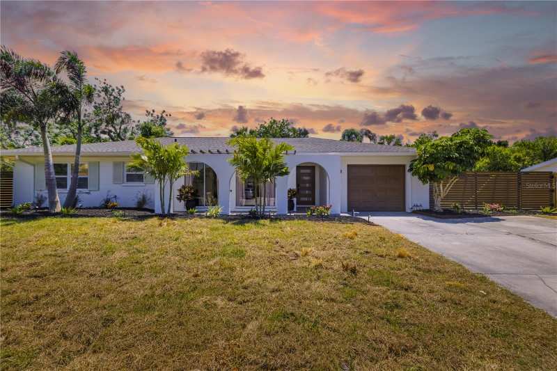 3 bedroom Single Family Residence at 2436 Goldenrod Street, South Gate, Sarasota — photo 1