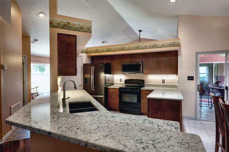 4 bedroom Single Family Residence at 11208 Haskell Drive, Preston Cove Sub, Clermont — photo 5