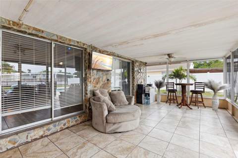 5210 6th Street, St Petersburg FL - photo 16 of 29