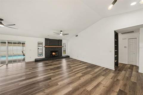 4715 Kemble Court, Tampa FL - photo 6 of 6