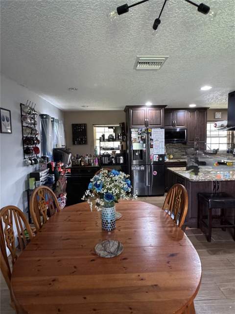 513 Oakcrest Street, Altamonte Springs FL - photo 6 of 32