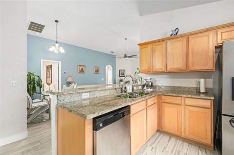 17650 Woodcrest Way, Clermont FL - photo 9 of 37