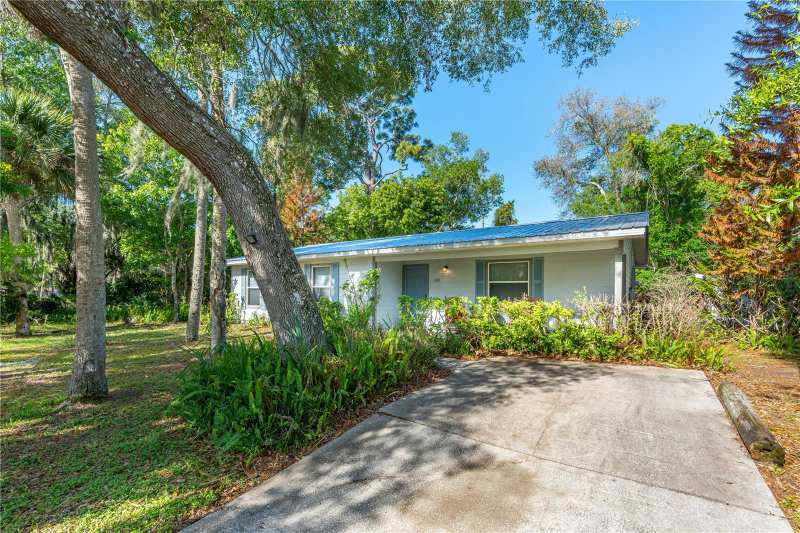 4 bedroom Single Family Residence at 240 Newcomb Street, Hawley, New Smyrna Beach — photo 1
