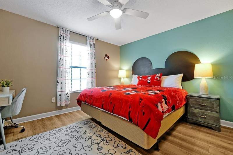 6 bedroom Single Family Residence at 1452 Myrtlewood Street, Stoneybrook South Ph 1, Davenport — photo 5
