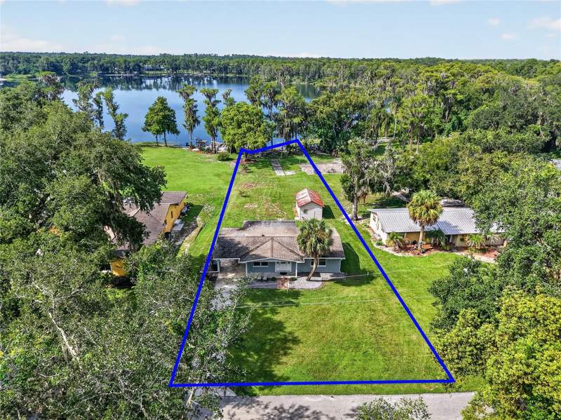 2 bedroom Single Family Residence at 36345 Clear Lake Drive, Clear Lake Estates, Eustis — photo 3