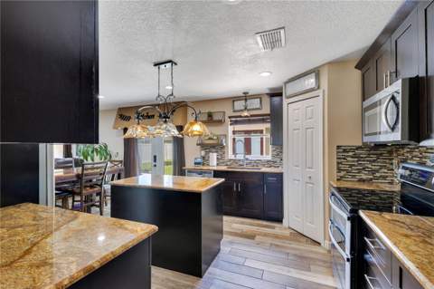 5051 Plymouth Turtle Circle, St Cloud FL - photo 6 of 31