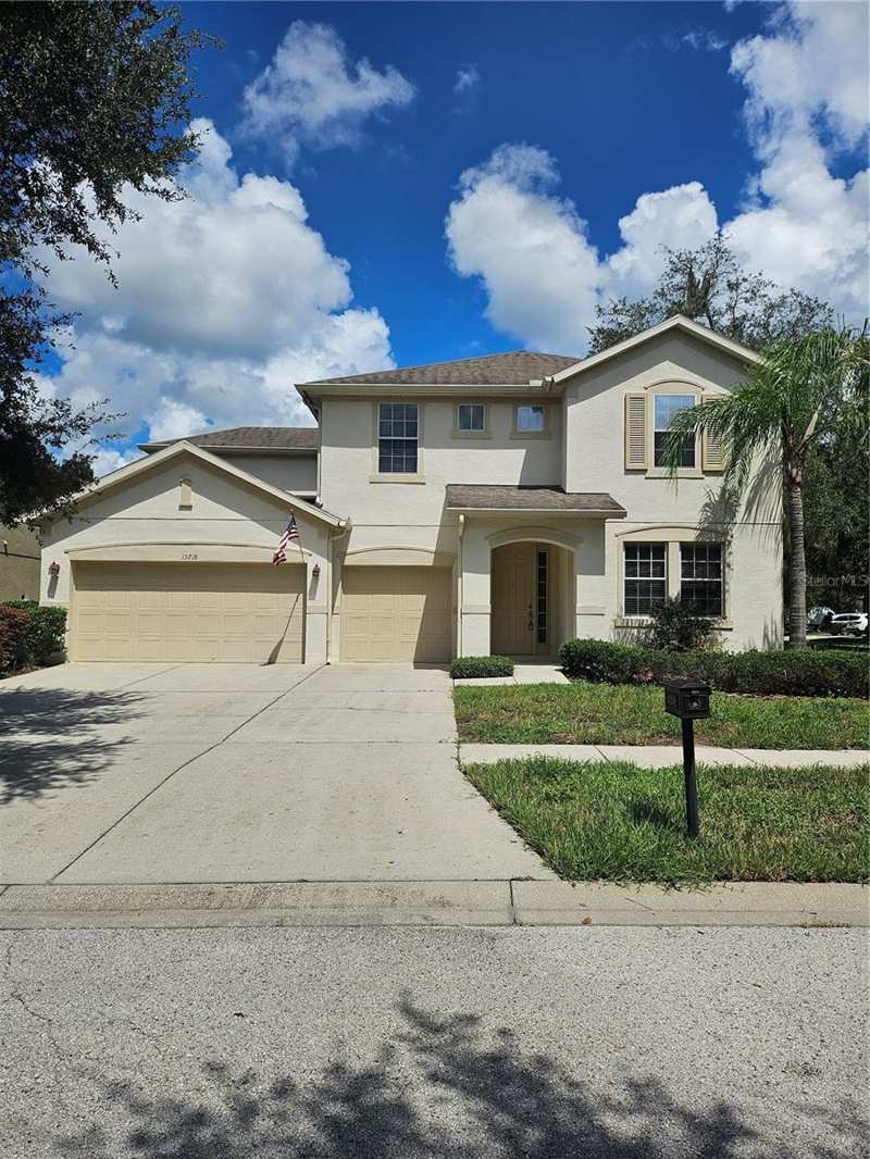 4 bedroom Single Family Residence at 15718 Starling Dale Lane, Fishhawk Ranch Ph 2 Tr 1, Lithia — photo 1