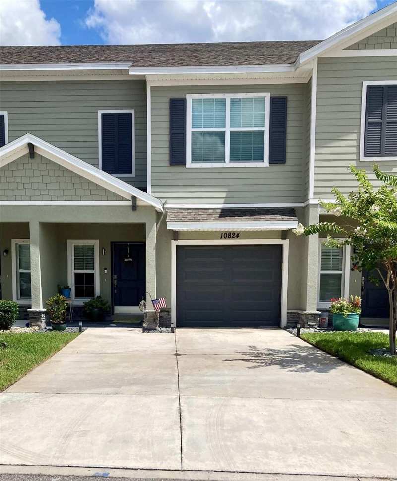 3 bedroom Townhouse at 10824 Quickwater Court, Calusa Crk, Riverview — photo 1