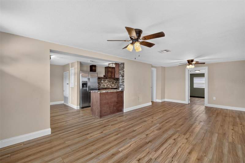 2 bedroom Single Family Residence at 1111 Dora Avenue, Tavares Tavares Heights, Tavares — photo 5