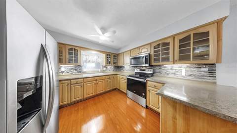 38919 3rd Avenue, Zephyrhills FL - photo 9 of 36
