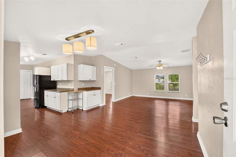 3 bedroom Modular Home at 1827 SE 43rd Terrace, Kreftwood Estates, Gainesville — photo 2