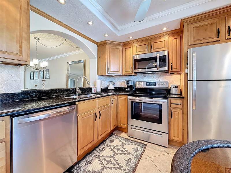 2 bedroom Condominium at 2615 Cove Cay Drive #404, Cove Cay Village, Clearwater — photo 3