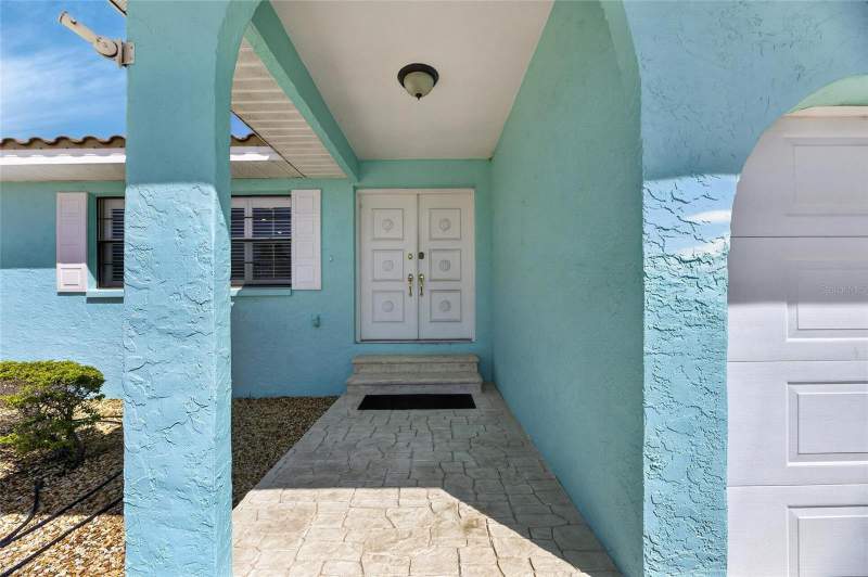 3 bedroom Single Family Residence at 923 Golf Island Drive, Apollo Beach Unit 06, Apollo Beach — photo 5