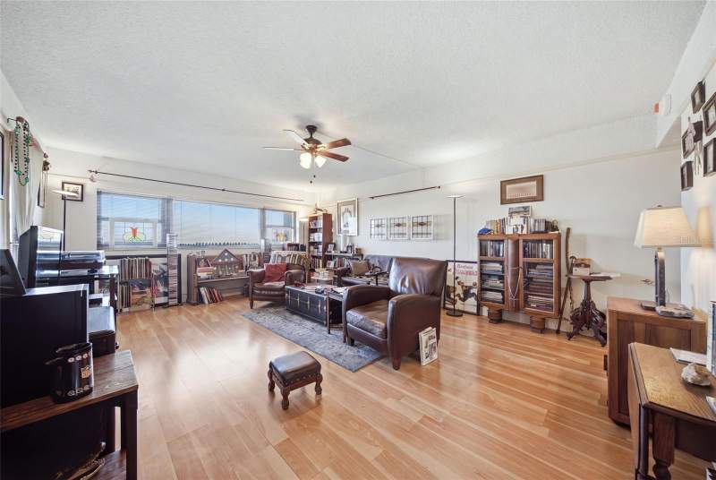 1 bedroom Condominium at 4141 Bayshore Boulevard #905, The Pinnacle Apts A Condo, Tampa — photo 4