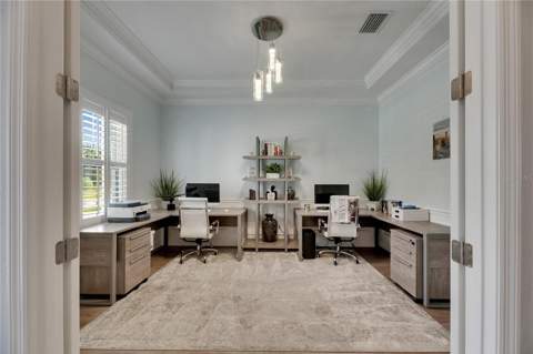 14421 Swiss Bridge Drive, Lithia FL - photo 9 of 94