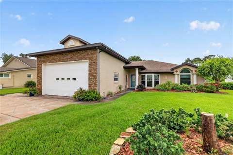 5516 E Harbor Drive, home for sale in Fruitland Park 34731