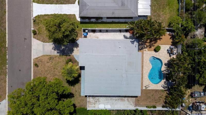 3 bedroom Single Family Residence at 14480 120TH AVENUE, YELLOW BANKS GROVE 3RD ADD, LARGO — photo 5
