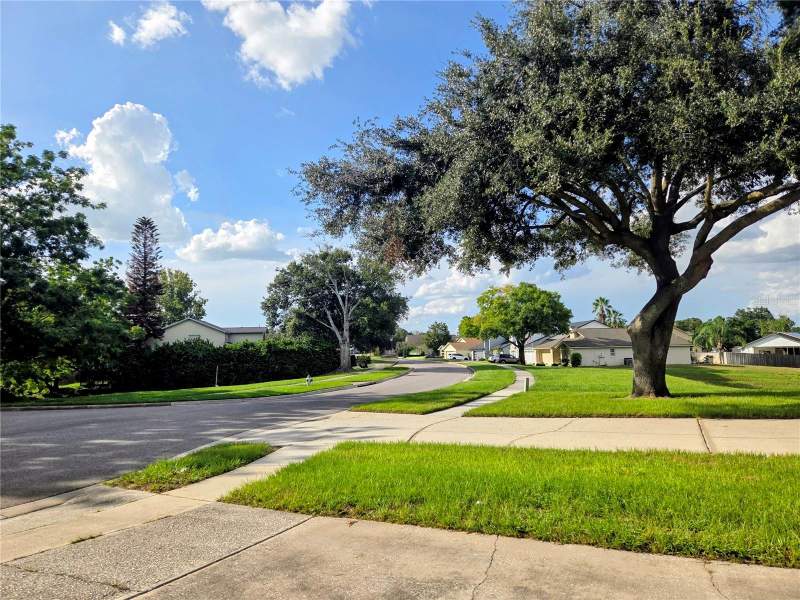 3 bedroom Single Family Residence at 2929 Somersworth Court, Pembrooke, Orlando — photo 5
