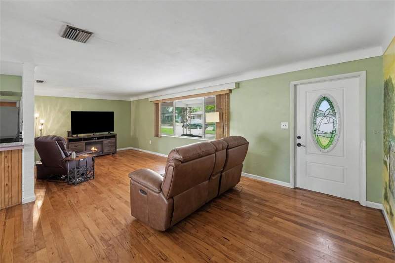 2 bedroom Single Family Residence at 6026 44th Avenue, Kenneth City, Kenneth City — photo 3
