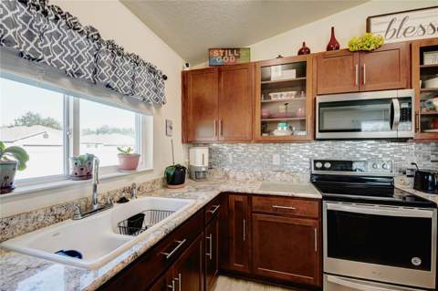 3200 Casa Del Rey Avenue, Kissimmee FL - photo 9 of 29