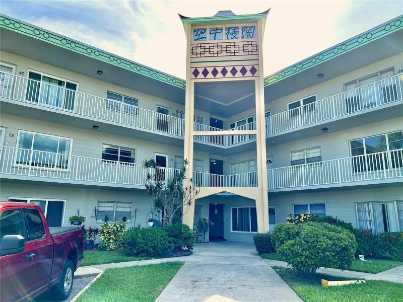 2 bedroom Condominium at 2070 World Parkway Boulevard #36, On Top Of The World, Clearwater — photo 1