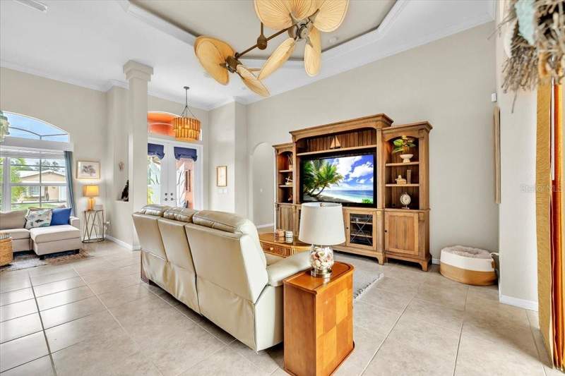 3 bedroom Single Family Residence at 9685 Arnaz Circle, Port Charlotte Sec 081, Port Charlotte — photo 5