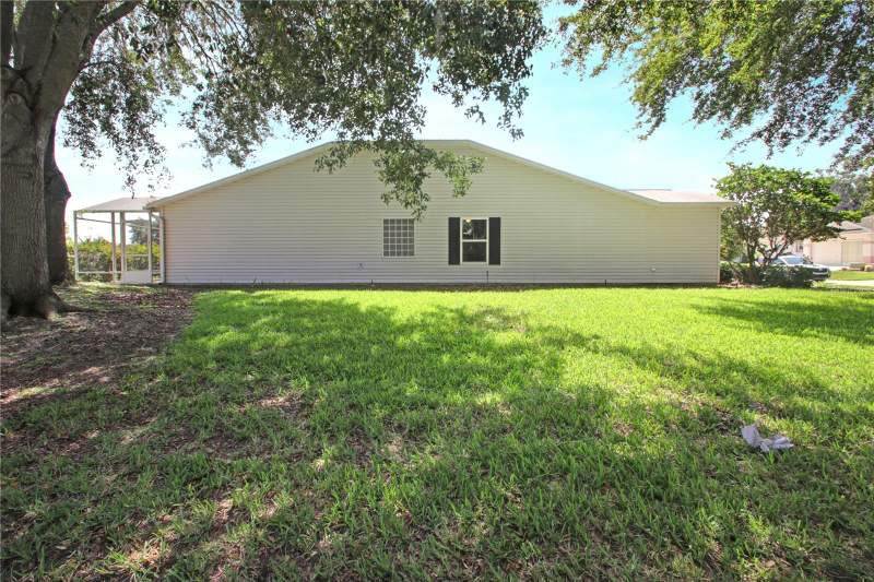 3 bedroom Single Family Residence at 1009 Forest Breeze Path, Pennbrooke Ph 02R Lt R23, Leesburg — photo 3