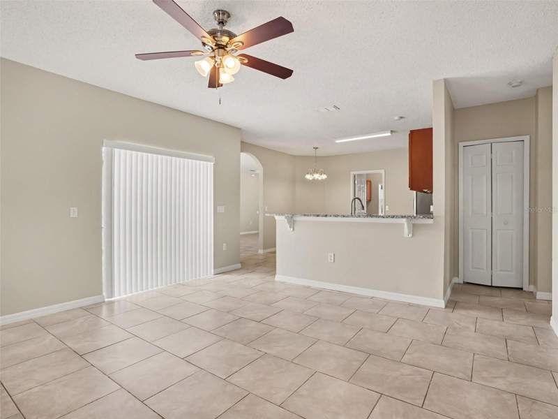 3 bedroom Single Family Residence at 824 Palermo Court, Poinciana Village 1 Nbhd 2, Kissimmee — photo 3