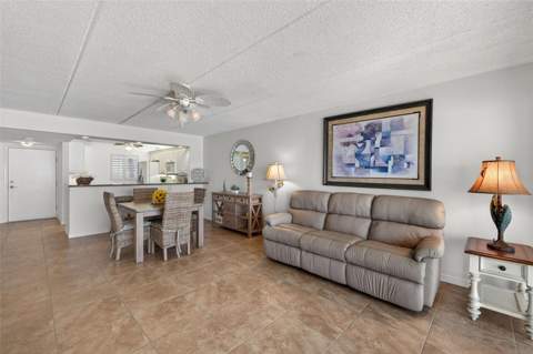 865 S Gulfview Boulevard #207, Clearwater Beach FL - photo 10 of 49