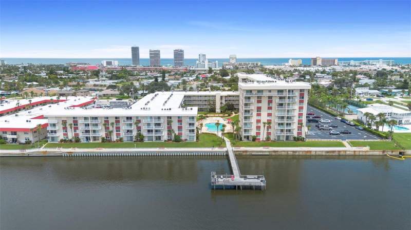 2 bedroom Condominium at 2801 N Halifax Avenue #246, Riverside Condo, Daytona Beach — photo 3