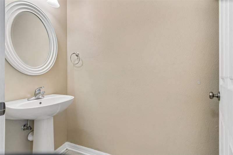 2 bedroom Townhouse at 10818 Great Carlisle Court, St Charles Place Ph 4, Riverview — photo 5
