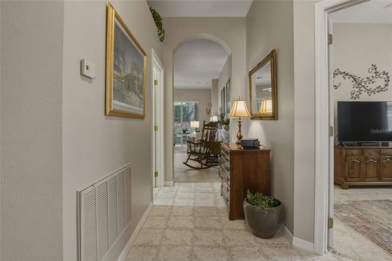 2 bedroom Single Family Residence at 1066 MESA VERDE COURT, SUMMIT GREENS PH 01, CLERMONT — photo 3