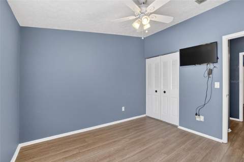 6424 Rockpointe Drive, Tampa FL - photo 19 of 34