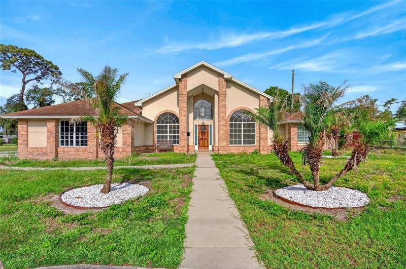2800 CONWAY GARDENS ROAD home for sale in Dover Heights