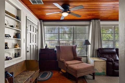 5845 Grand Boulevard, New Port Richey FL - photo 12 of 57