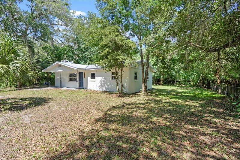 3 bedroom Single Family Residence at 1825 SE 47th Terrace, McNeil Gardens, Gainesville — photo 2