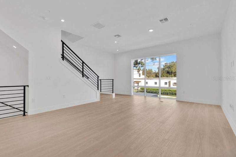 3 bedroom Townhouse at 1004 E Robinson, Vilasa Thornton Park, Orlando — photo 3