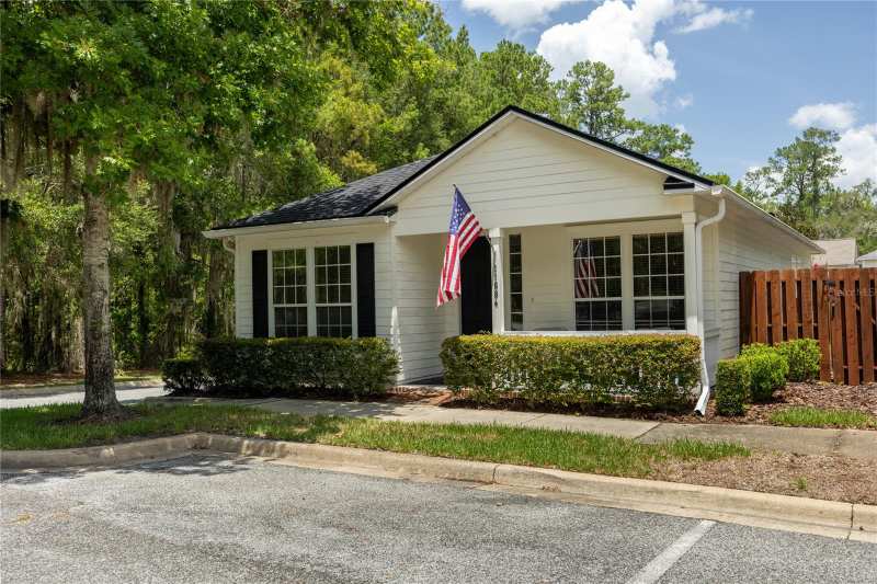 3 bedroom Single Family Residence at 11684 NW 18th Place, Charleston Park Ph 2 At Fletchers Mill, Gainesville — photo 1