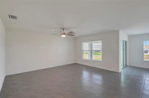 810 Ace Outlaw Avenue, Ruskin FL - photo 7 of 39
