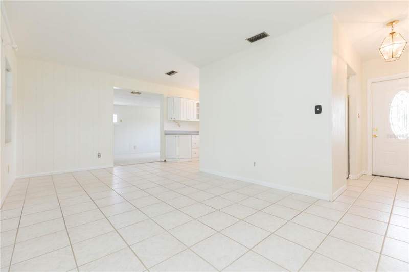 3 bedroom Single Family Residence at 4524 Picadilly Street, Rocky Point Village Unit 4, Tampa — photo 2