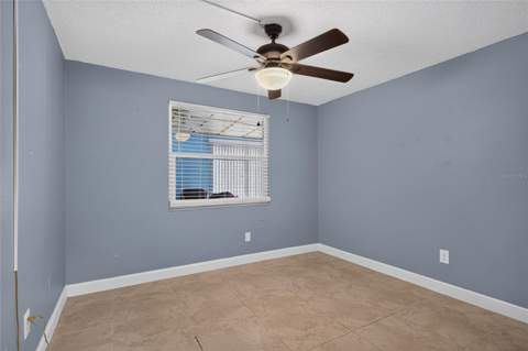 6711 Glen Forest Court, Tampa FL - photo 20 of 45