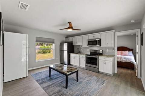 12182 Pioneer Avenue, Weeki Wachee FL - photo 21 of 61