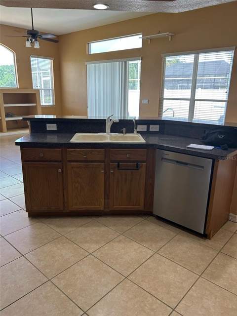 210 Rosana Drive, Brandon FL - photo 6 of 6