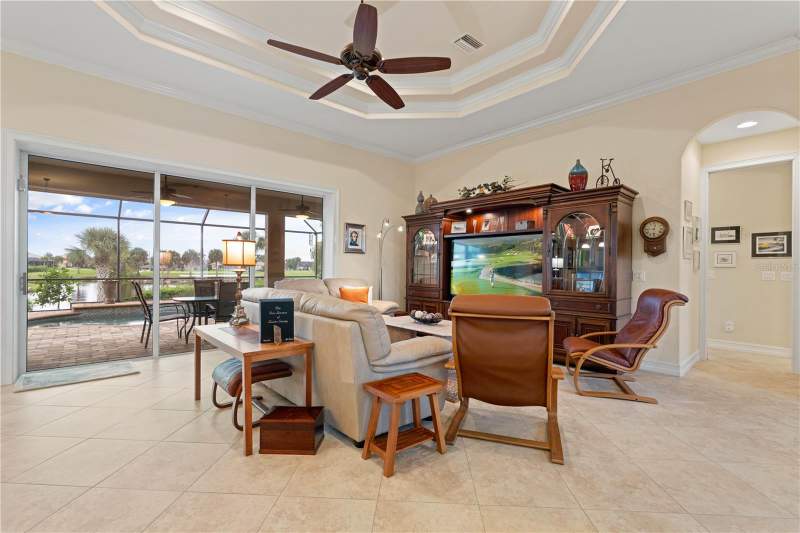 3 bedroom Single Family Residence at 2107 Padre Island Drive, Punta Gorda Isles Sec 12, Punta Gorda — photo 2