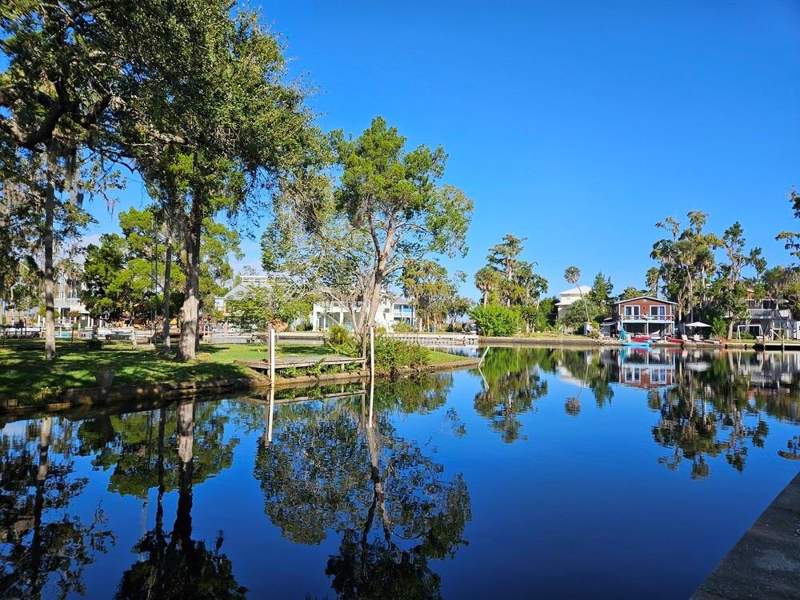Weeki Wachee Gardens