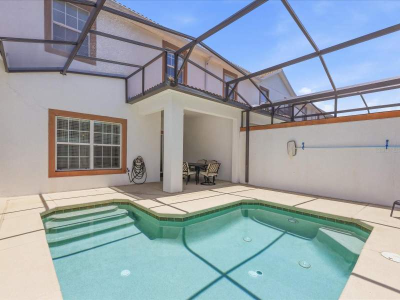 4 bedroom Townhouse at 1562 Moon Valley Drive, Stoneybrook South Ph I-1 & J-1, Davenport — photo 3