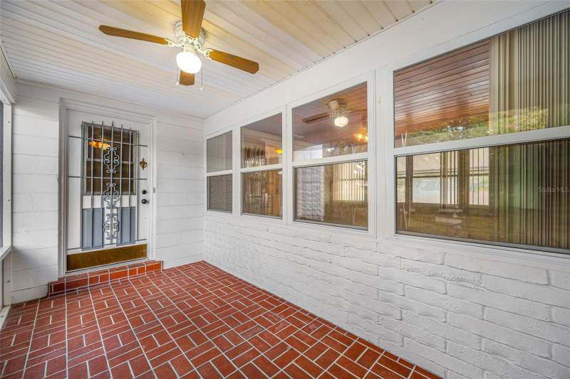 2 bedroom Single Family Residence at 5918 4th Avenue, Sirmons Add To Lake Pasadena, St Petersburg — photo 5