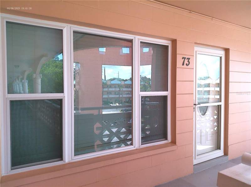 2 bedroom Condominium at 2457 Ecuadorian Way #73, On Top Of The World, Clearwater — photo 2
